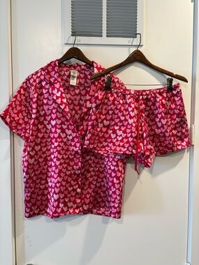 In Bloom Pink and White Heart Print Satin Pajama Set
